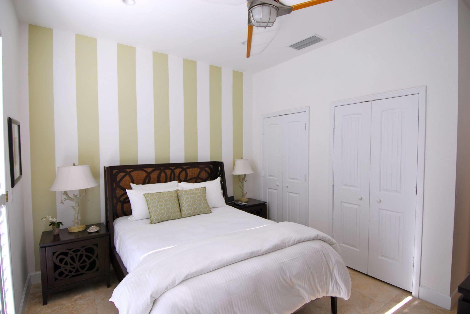 Resorts World Bimini Bailey Town  Екстер'єр фото