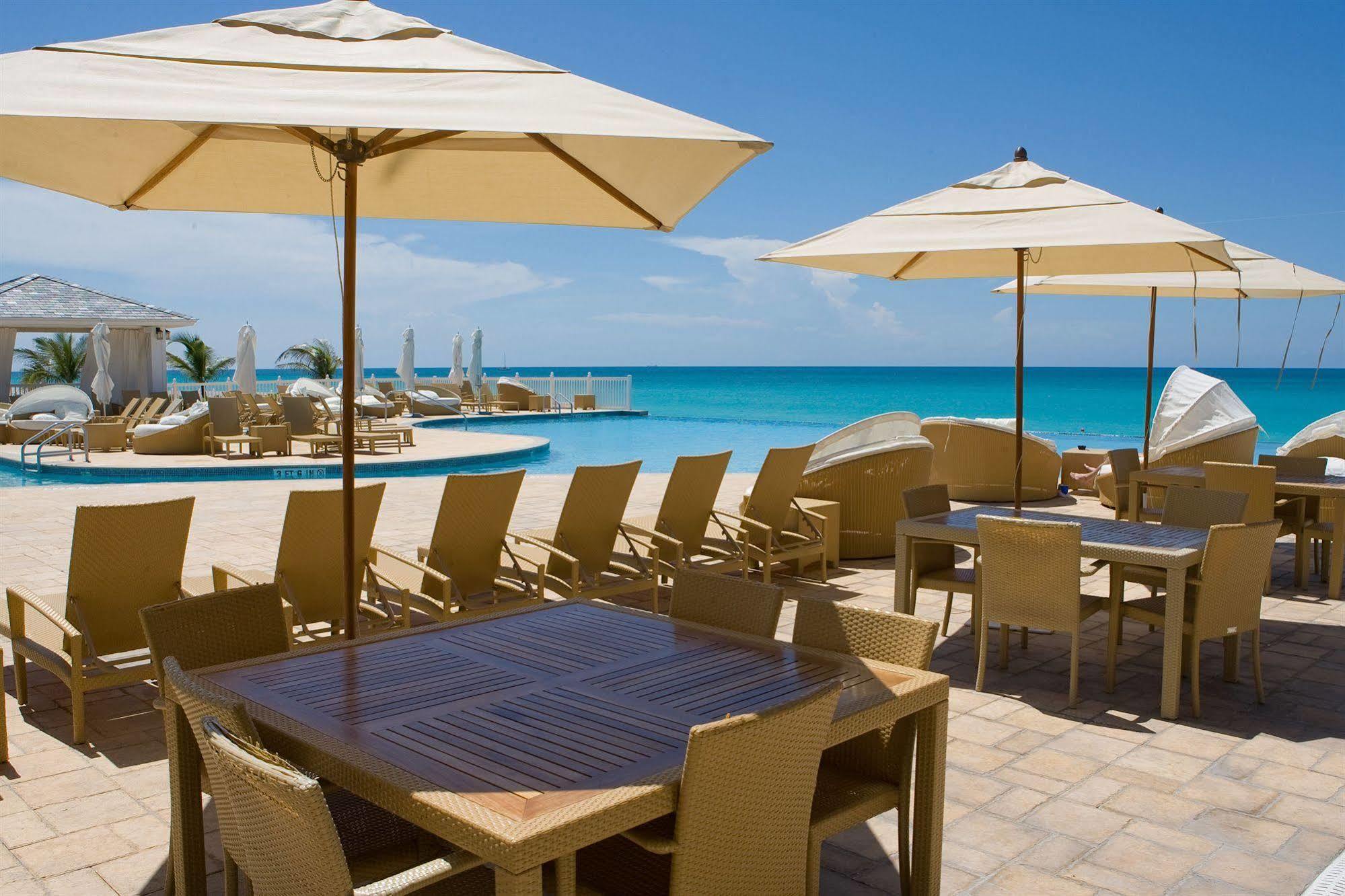 Resorts World Bimini Bailey Town  Ресторан фото